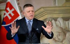 В словашкия парламент ще бъде внесена резолюция, осъждаща посещението на Фицо в Москва