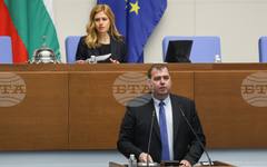 Борбата с олигархията вече е в изпълнение, заяви Явор Гечев от "Прогресивна България"
