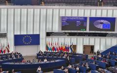 Европейският парламент разреши на евродепутатките да делегират правото си на глас по време на бременност