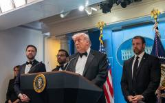 Свободен достъп и слаби проверки: Как се стигна до стрелбата срещу Тръмп