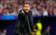 Защитник на Арсенал провокира Чоло Симеоне и едва не се стигна до бой