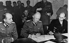 7 май 1945 г.: Генерал Алфред Йодъл подписва в Реймс безусловната капитулация на Германия