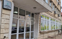 В Бюрото по труда в Шумен са обявени работни места за машинни оператори, медицински и други специалисти