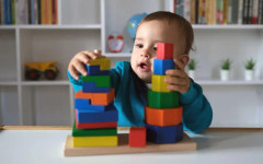 Спрете да купувате черно-бели играчки: Педиатър обяснява ефекта им върху зрението