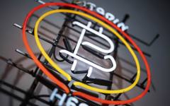 Напредъкът с проекта за криптозакон в САЩ изпрати цената на биткойна над 80 хил. долара