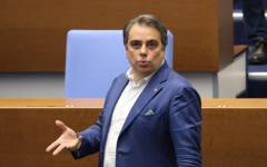 ХУБАВО СЕ РАЗВЕДОХТЕ, АМА КОЙ ЩЕ ВЗЕМЕ ДЕЦАТА?