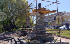 Започна консервация и реставрация на бюст-паметника на Панайот Волов в Шумен
