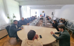 Процесите по преминаването към еврото в Шуменско протичат без проблеми, бе докладвано на заседание на областния координационен център