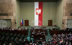 Полският парламент прие законопроект за регулиране на криптовалутите след срива на криптоборсата "Зондакрипто"