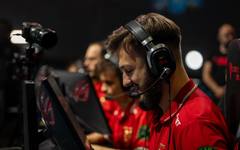 MOUZ надигра тотално Aurora и се класира на плейофи в Астана