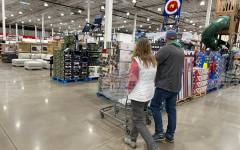 Потребителското доверие в САЩ се повиши слабо през април въпреки войната срещу Иран и скъпия бензин