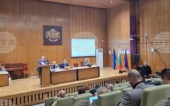 За учебната 2026/2027 година в община Велико Търново се очаква да постъпят 778 първокласници, предвижда план, утвърден от общинските съветници