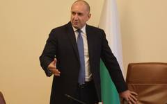 Първите стъпки на кабинета "Радев"