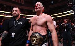 Стрикланд сподели за контузия, която е получил дни преди UFC 328