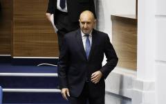 Часове преди развръзката! Нови имена за министри на Радев