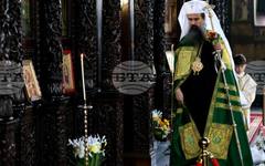Нека са просветени децата ни, думичката благодат за тях да не бъде чужда, каза патриарх Даниил в храм "Св. Николай Софийски" в София