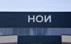 Ето кога изплащат пенсиите и обезщетенията през май