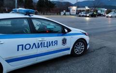 Пиян шофьор с БМВ скъса полицейски пагон в Ботевград