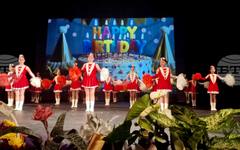 Детската танцова школа "Капчици" и мажоретният състав към Центъра за работа с деца отпразнуваха с приятели своите рождени дни