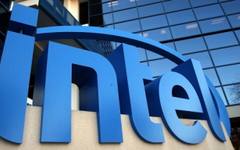 Apple и Google гледат към Intel: Нова ера в производството на чипове може да започне още през 2027 г.