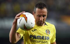 Футболният магьосник Санти Касорла окачва бутонките?