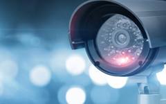 Мрежа от AI камери и системи за наблюдение се разпростира над САЩ