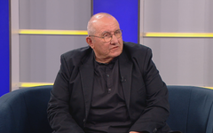 Смехът като кауза: Шкумбата събира средства за студенти с онкологични заболявания