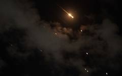 Украйна побърка Русия: 18 региона не спаха, поразени са завод за "Искандер" и втората руска рафинерия