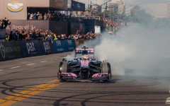 Франко Колапинто събра 600 хиляди на демо в Буенос Айрес