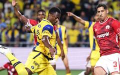 Късен гол свали Апоел (Беер Шева) от лидерската позиция в Израел, Стоянов игра малко