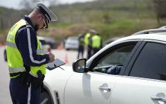 Създадена е организация за ограничаване на тежкотоварните автомобили в почивните дни, каза инспектор Велин Тодоров от "Пътна полиция"