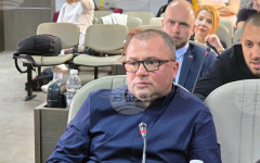 Не предвиждам промени в кадровата политика на ДКЦ-1 във Враца, каза новият управител Светослав Арнаудов