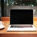 Успехът на MacBook Neo накара Microsoft да плати за проучване, което хвали лаптопите с Windows