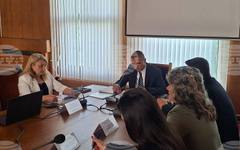 Новият областен управител на Велико Търново Марин Богомилов ръководи заседание за обхвата на деца и ученици в образователната система