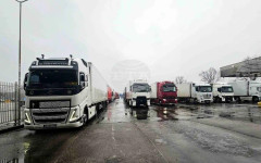 Изключително интензивен е трафикът на граничните пунктове "Капитан Андреево" и "Лесово" на изход за товарни автомобили, съобщиха от "Гранична полиция"