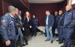 Виргиния Дъбева към полицаите от РУ - Исперих: Виждам вашите усилия и умората в очите ви след тежък ден