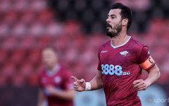 Бялото момче "чукна" 38