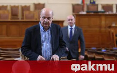 Георги Марков пред ФАКТИ: Петер Мадяр "лапаше" около Орбан, но сега се страхува от него!