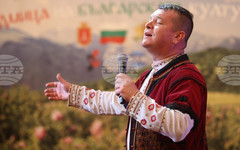 Предстоящият концерт спектакъл "Илия Луков и приятели" на 16 април в Родопския драматичен театър в Смолян ще бъде празник на българския дух, каза Русанка Бодурова