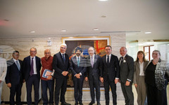 Аджерпрес: Румъния трябва да бъде на масата за преговори, където се оформят световните икономически тенденции, каза министърът на инвестициите Пъслару