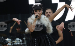 DARA ще гостува в Посолството на България в Букурещ на 18 април; тя ще се срещне с представители на българската общност в Румъния