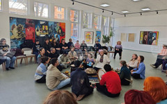 Когато слушаме внимателно, чуваме не само другия, но и себе си, каза за БТА професионалният звукотерапевт Михаела Михайлова