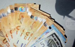 Трима души в Монтанско са задържани вчера за купуване на гласове, намерени са тетрадки с имена и пари в брой