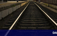 Един загинал и 21 ранени при сблъсък между влак и товарен автомобил в Словакия