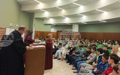 Софийска районна прокуратура и Софийски районен съд посрещнаха над 120 ученици за Деня на конституцията