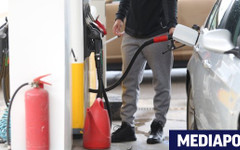 Над 210 000 души получават помощта от 20 евро заради скъпите горива през март