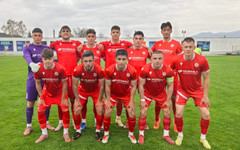 Синът на Любо Пенев асистира при победа на ЦСКА III