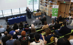 Чернобил е много дълбока травма, каза министър Юлиян Попов на международна конференция