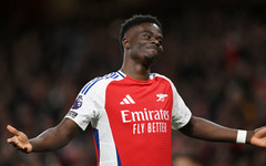 Звезда на Арсенал аут за Сити