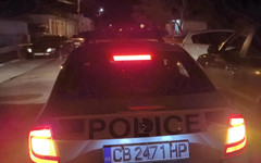 Родителите на млад мъж се нахвърлиха на полицай при опит да го арестува в Сливен
